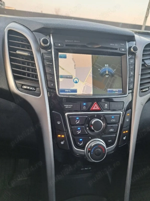 Hyundai i30 automata 2017 1.6 tdci - imagine 8