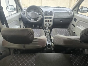 Dacia Logan MCV 1.4 MPI - imagine 5