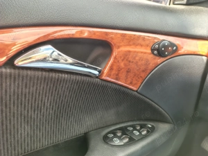 Vând Mercedes-Benz E class 2.2 CDI 2006 Facelift  - imagine 3