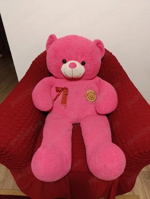 Ursuleț de pluș roz