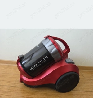 Aspirator DAEWOO ultra cyclonic putere 1400 W