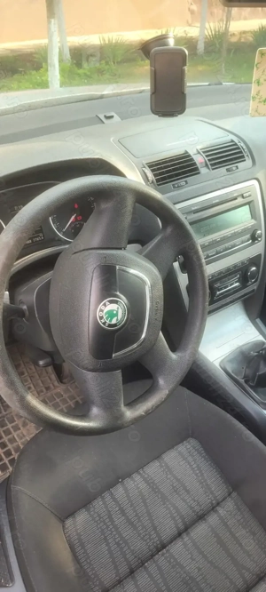 Vand Skoda Octavia 2011 - imagine 3