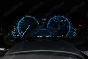 BMW Seria 5 520d Aut. Sport Line - imagine 9