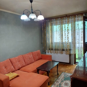 Vand apartament ultracentral, 4 camere, 2 bai, decomandat - imagine 4