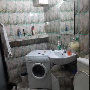 Vand apartament ultracentral, 4 camere, 2 bai, decomandat - imagine 10