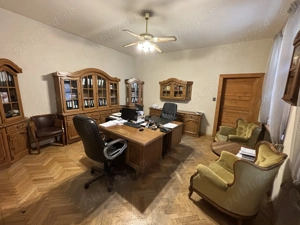 Vand apartament in Piata Sfatului - imagine 4