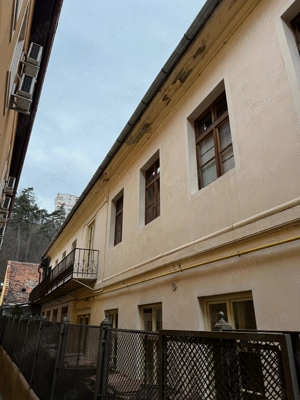Vand apartament in Piata Sfatului - imagine 8