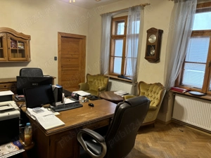 Vand apartament in Piata Sfatului - imagine 3