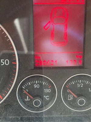 Vand Volkswagen Turan - imagine 3