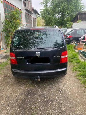 Vand Volkswagen Turan - imagine 4