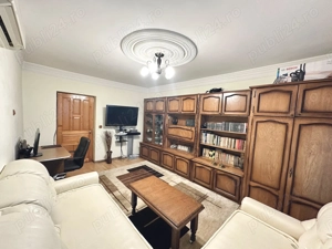 Vânzare apartament 3 camere - Liceul Domnul Tudor | Strada I.C. Bratianu - imagine 2