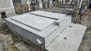 Vand 2 cripte cimitirul Sfantu Gheorghe Pitesti - imagine 2