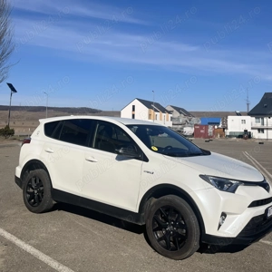 Toyota RAV4 Hybrid 2.5 Automată 2017   Alb Perlat - imagine 3