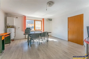 Clasa A, rezidential  servicii  investitional, 2.240 mp teren,Central,Halchiu,Brasov - imagine 2