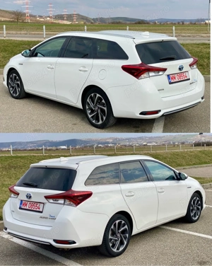 Toyota Auris Hybrid 2015 - imagine 3