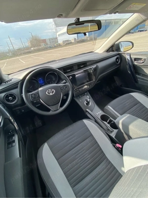 Toyota Auris Hybrid 2015 - imagine 6