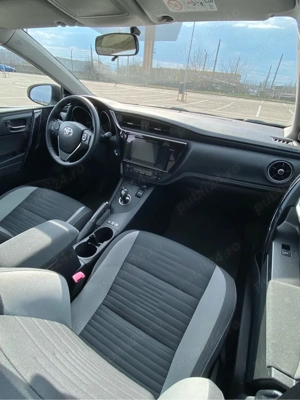 Toyota Auris Hybrid 2015 - imagine 7