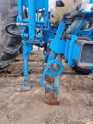 Vand semanatoare monosem de porumb 