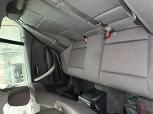 BMW Seria1 2009 2.0benzină - imagine 9