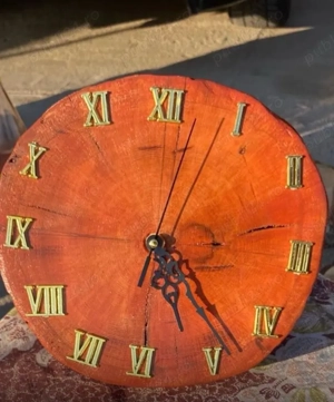 ceas unicat din lemn de stejar , lucrat manual!