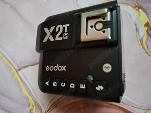 Vând Blitz Godox TT NOU