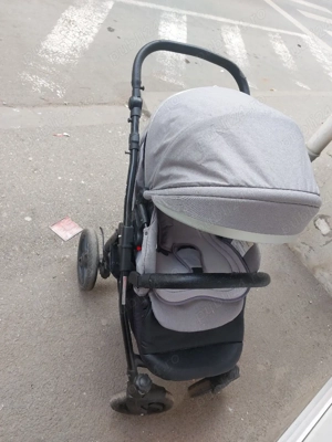 Vând carucior 3 in 1