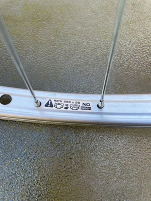 Roata spate 26inch 559x20 cu filet + Pinioane 7 viteze 13-28