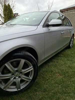 Vand Audi A4 2010 Vand Audi A4 b8 an fabricatie 2010  Motor 2.0TDI Euro V Ad Gri Cutie manuala  - imagine 2