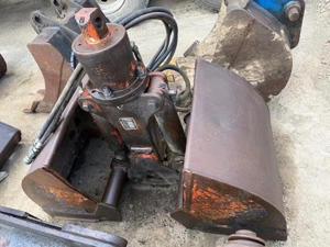 Vand Cupe Buldoexcavator - imagine 3