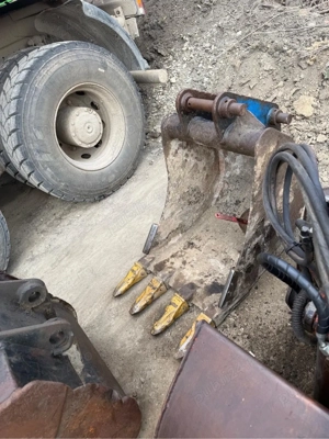 Vand Cupe Buldoexcavator - imagine 5