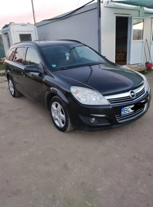 Opel Astra H station wagon 1.9 cdti an 2008