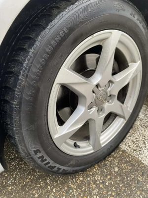 Audi A4 B8 S Line an 2010 motor 2.0tdi 143hp E5 Stare inpecabila - imagine 13