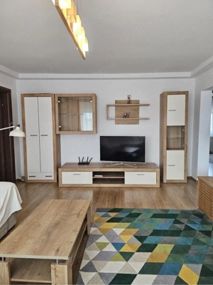 Apartament 3 camere renovat + mobilat - imagine 2