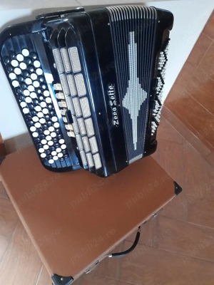 Acordeon cu butoane Harmonica