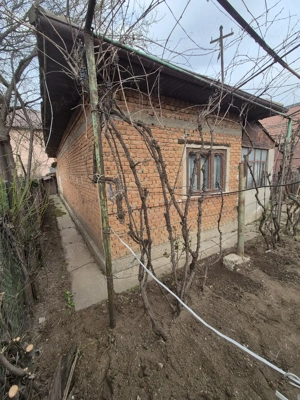 Teren 240 mp + casa de caramida de vanzare,voluntari Ilfov  - imagine 2