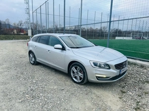 volvo v60 plug in hybrid  - imagine 9