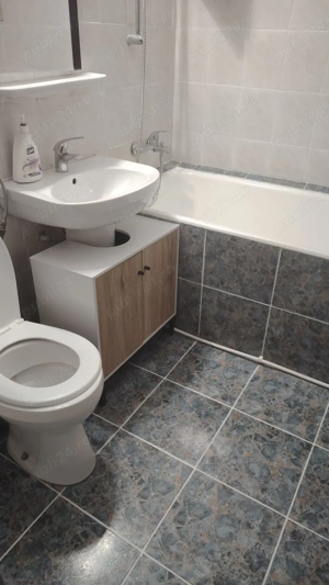 Proprietar, vând direct - apart două cam. parter, cartier Gara Caracal