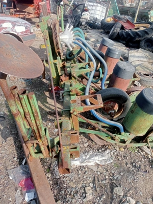 Vând semănătoare de porumb - imagine 3