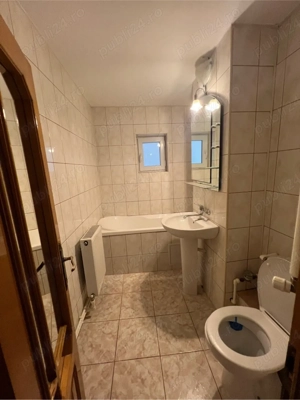 Vand apartament 3 camere zona Buzaului - imagine 6