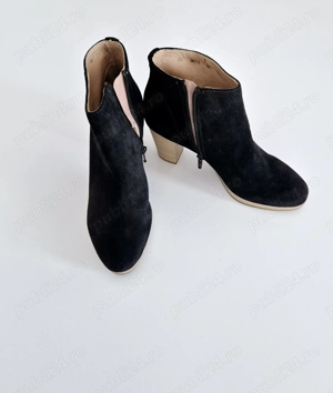 Ghete piele intoarsa neagra marime 36 - imagine 4