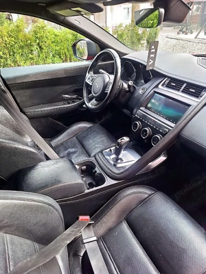 Jaguar E-Pace - imagine 9