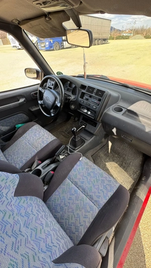 Toyota RAV4 model 1  - imagine 5