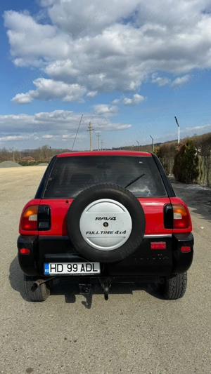 Toyota RAV4 model 1  - imagine 3