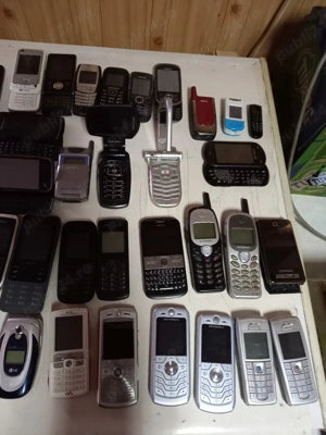 Vand  Schimb 95 telefoane Nokia,Sony, Samsung, Siemens, Lg, BlackBerry, Motorola 