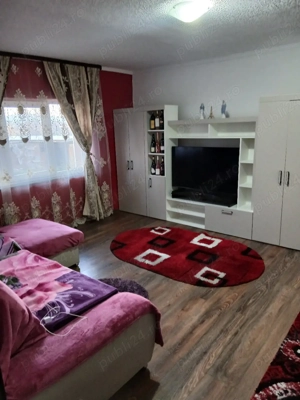 apartament cu doua camere  - imagine 3