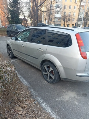 Ford focus  2006 1,6 Diesel 90CP - imagine 5