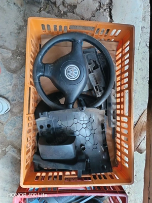 Dezmembrez golf 4 1.6  - imagine 2