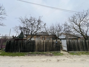 Casa Batraneasca-7 Camere+Beci-Centrul Comunei Greaca(657 Mp Teren)