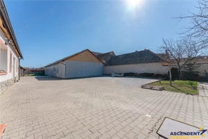 Clasa A, rezidential  servicii  investitional, 2.240 mp teren,Central,Halchiu,Brasov - imagine 20