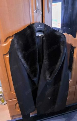 Palton blanita barbatesc Reiss